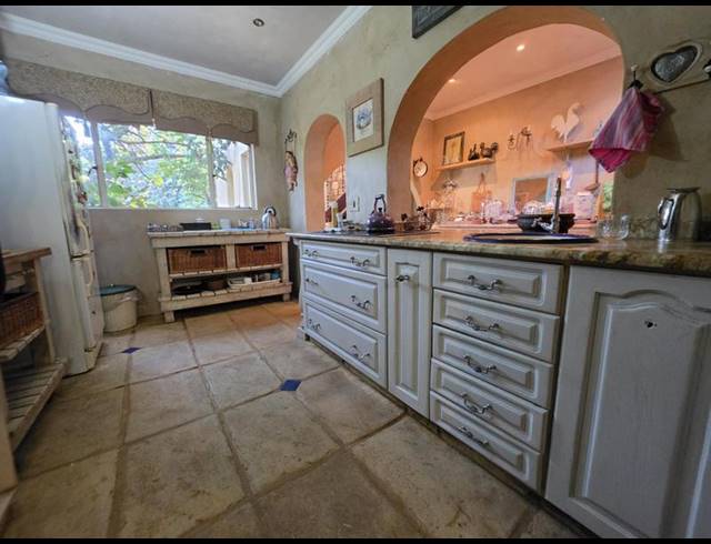 4 BEDROOM HOUSE FOR SALE IN GLENVISTA
